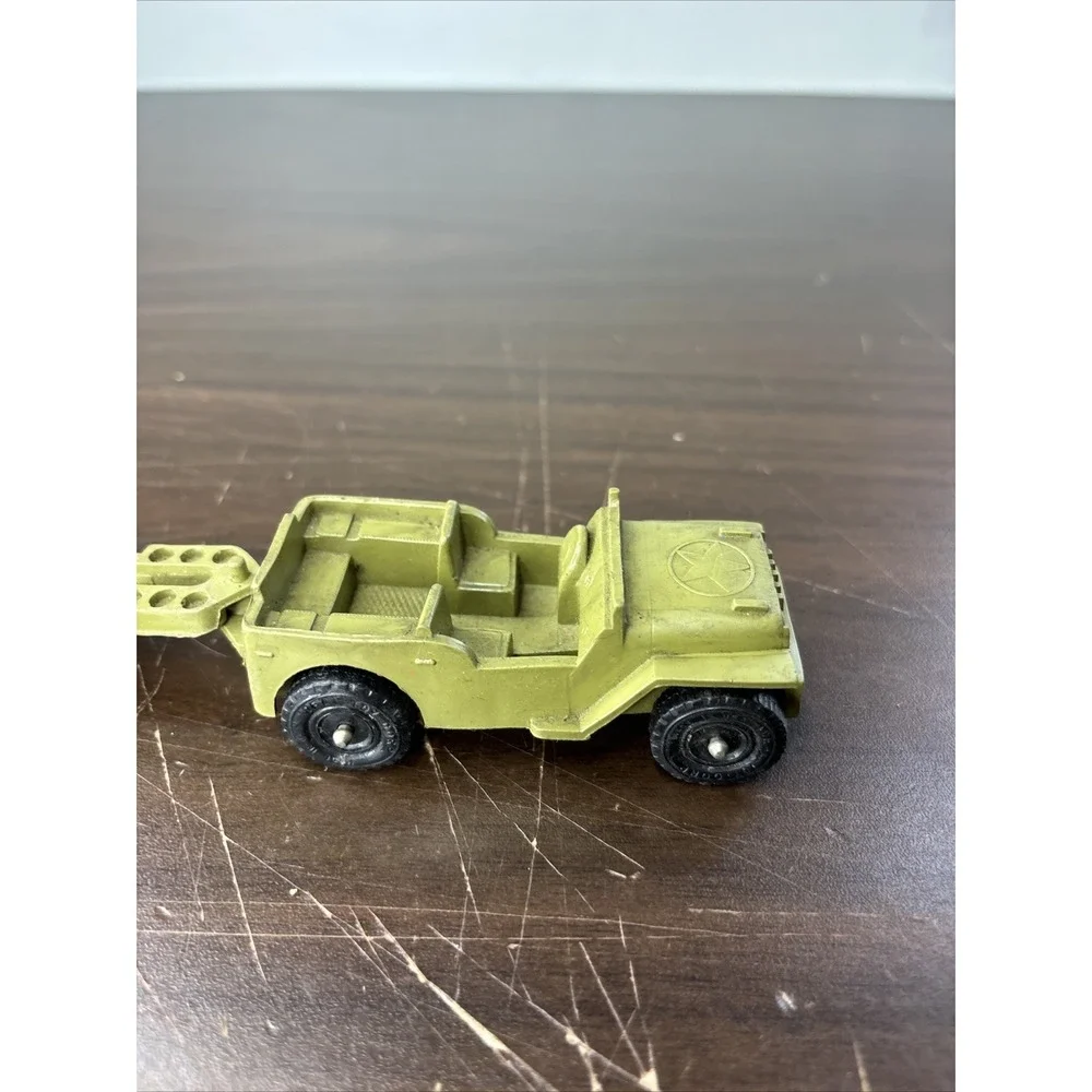 Ideal Toy Corp jeep cannon